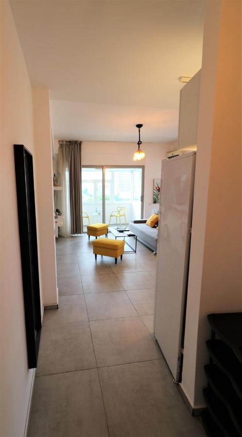 Serenity Heights Apartment: A Panoramic Haven Near Old Town - Free Minibar Bucareste Exterior foto