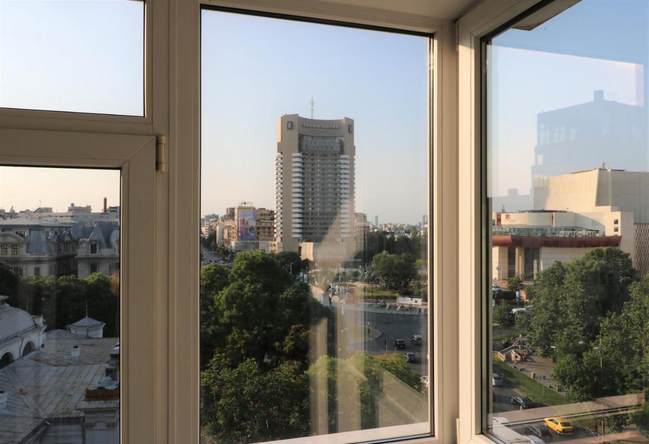 Serenity Heights Apartment: A Panoramic Haven Near Old Town - Free Minibar Bucareste Exterior foto